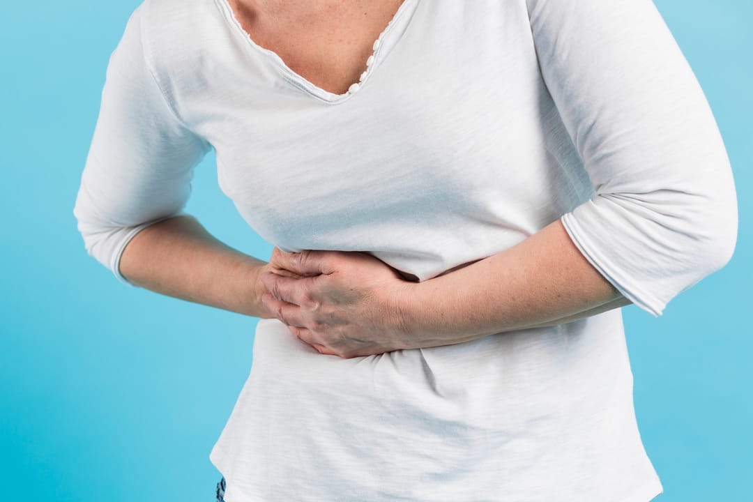 越年輕越容易中招？拆解大腸癌乳癌年輕化5個致命日常習慣！